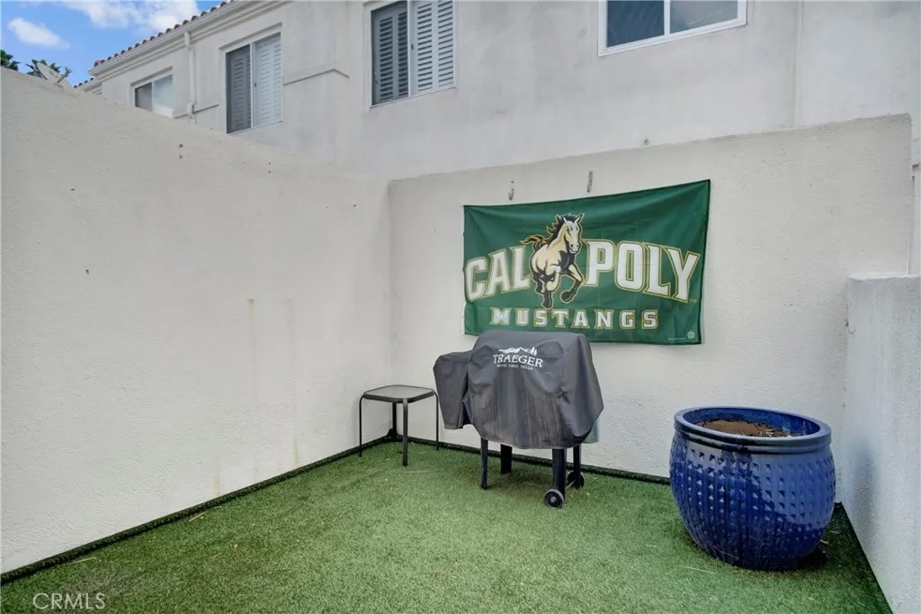 1629 E Palm Avenue 3, El Segundo, California 90245 home-pic-11